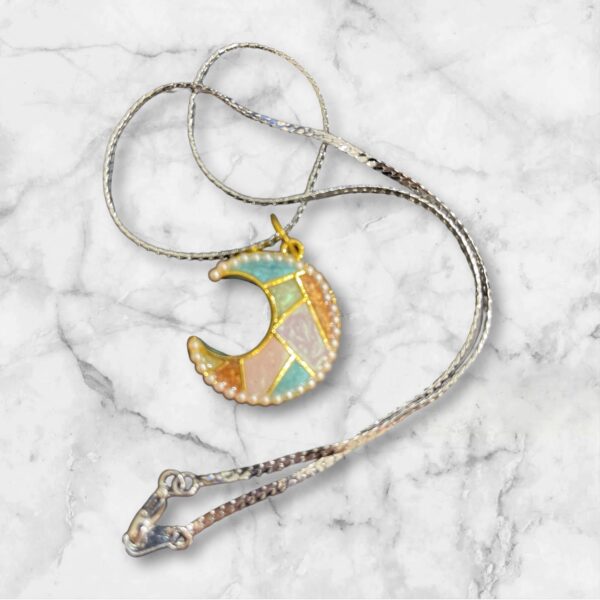 Craftsman's Hand Brilliant Necklace (Clip)