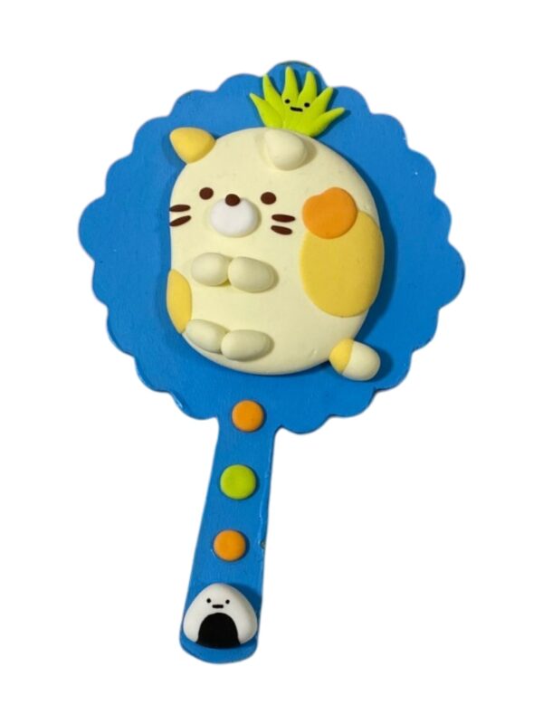 Light clay - corner creature cat holding mirror