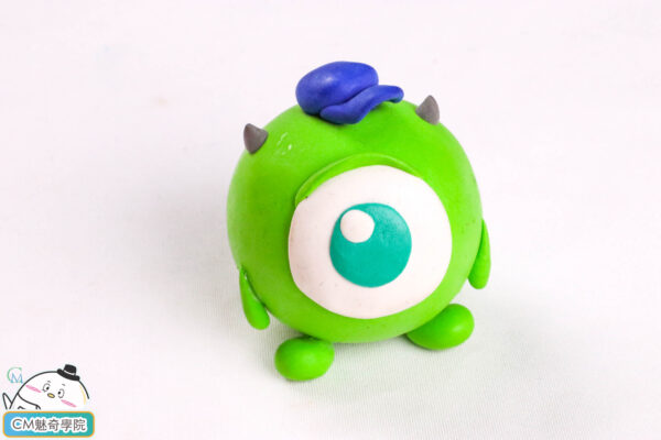 Light clay - big-eyed